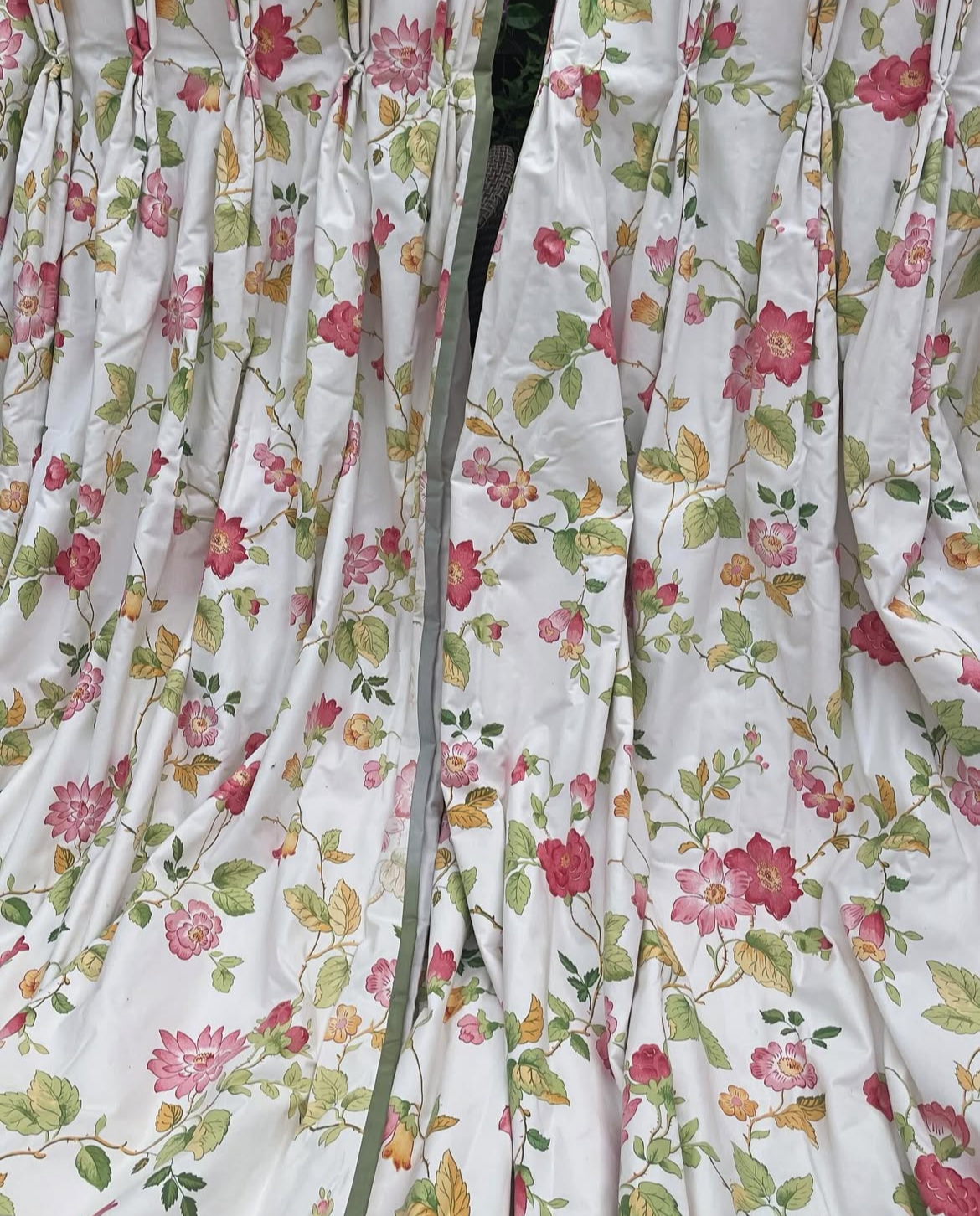 Pair of Vintage Jane Churchill curtains in the fabric ‘Mildmay’
