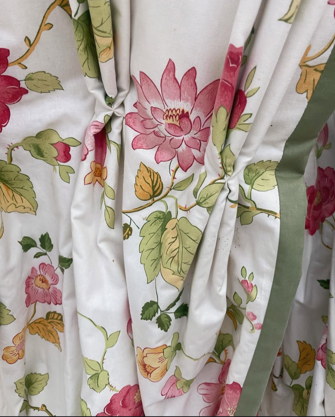 Pair of Vintage Jane Churchill curtains in the fabric ‘Mildmay’