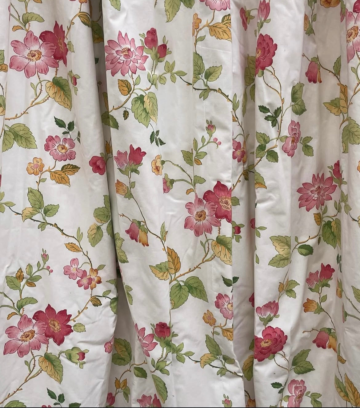 Pair of Vintage Jane Churchill curtains in the fabric ‘Mildmay’
